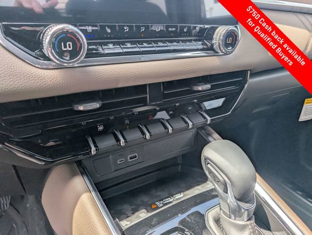 New 2026 GMC Canyon Denali w/ LPO, Denali Black Edition AWD/4WD image 20