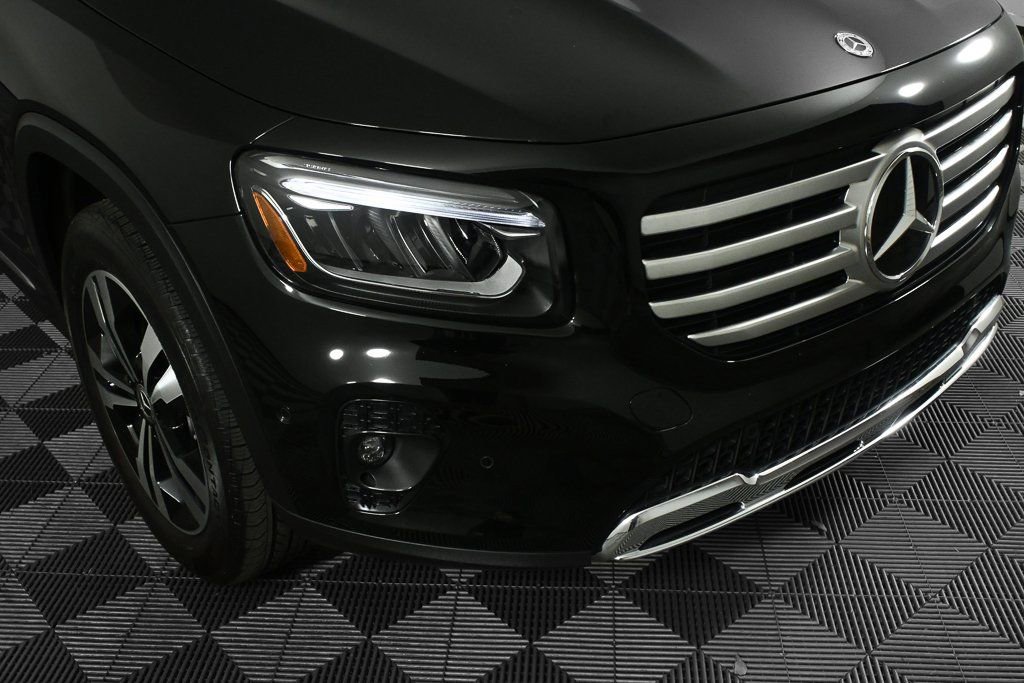 Used 2025 Mercedes-Benz GLB 250 image 35