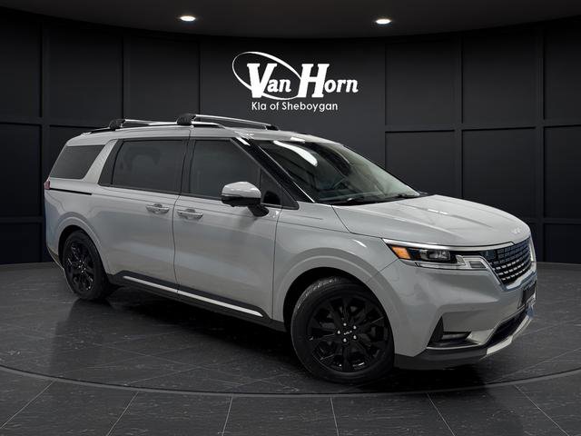 Used 2024 Kia Carnival SX Prestige image 1