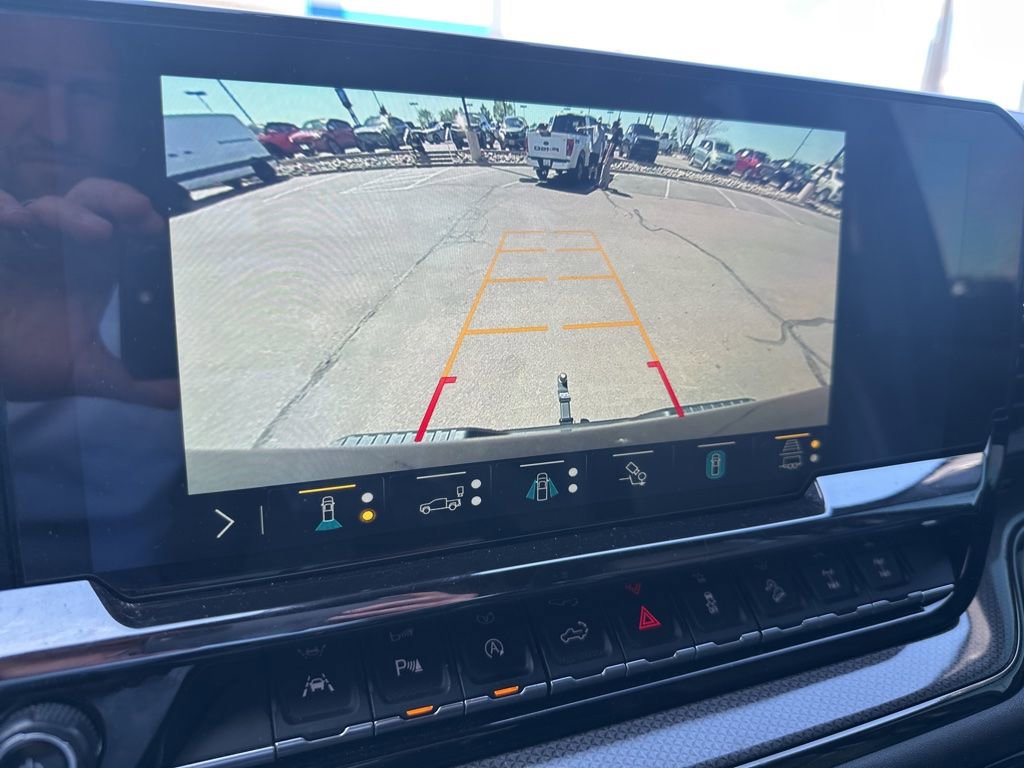 Used 2023 Chevrolet Silverado 1500 ZR2 w/ Technology Package image 12