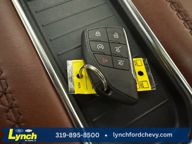 Used 2024 GMC Yukon XL Denali Ultimate AWD/4WD image 20