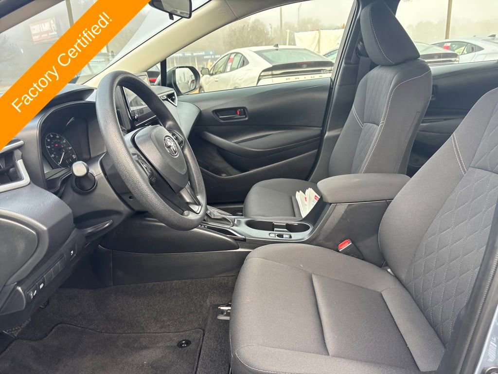 Used 2025 Toyota Corolla LE image 10