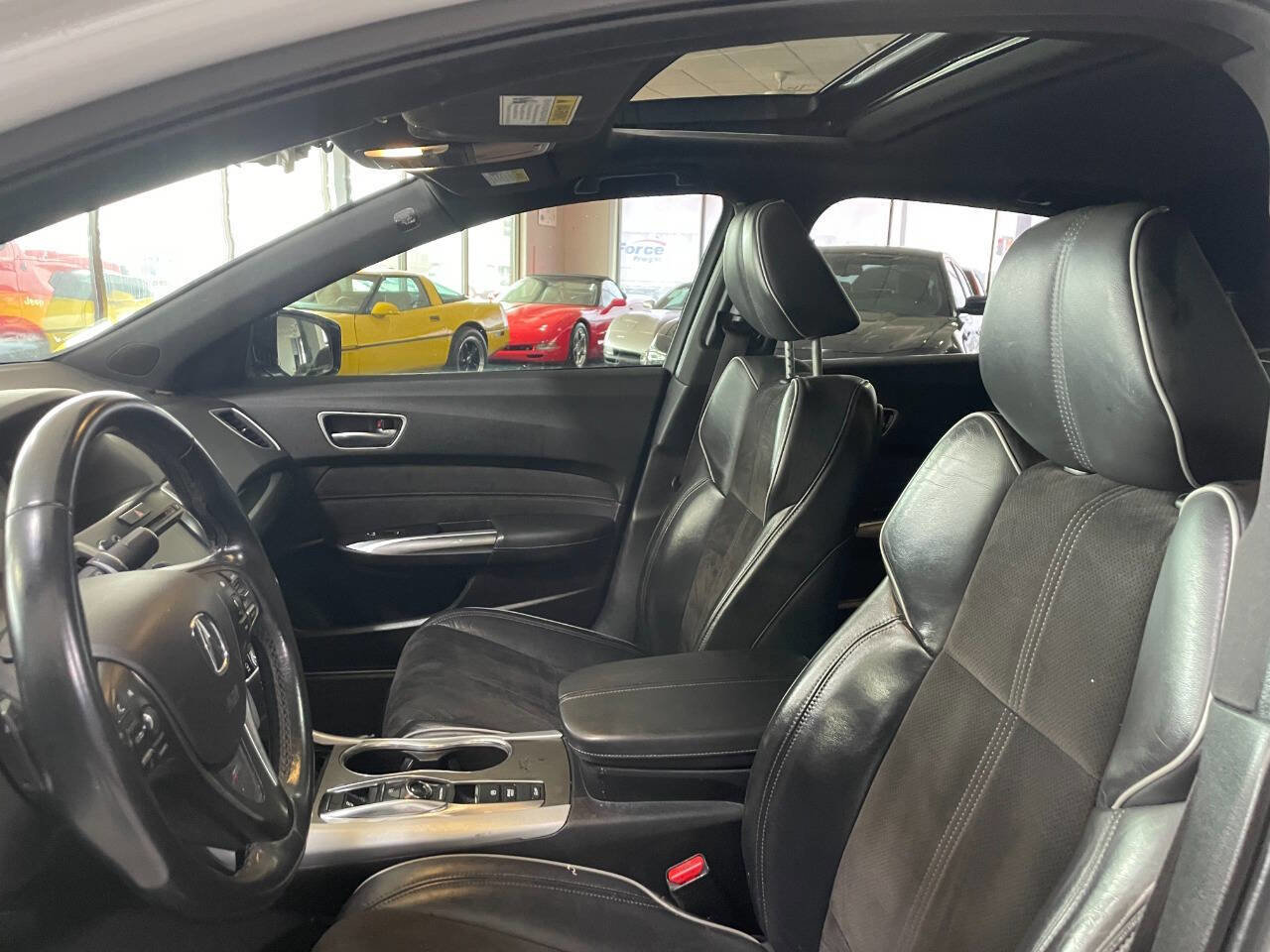 Used 2019 Acura TLX V6 w/ Technology & A-SPEC Pkg image 14