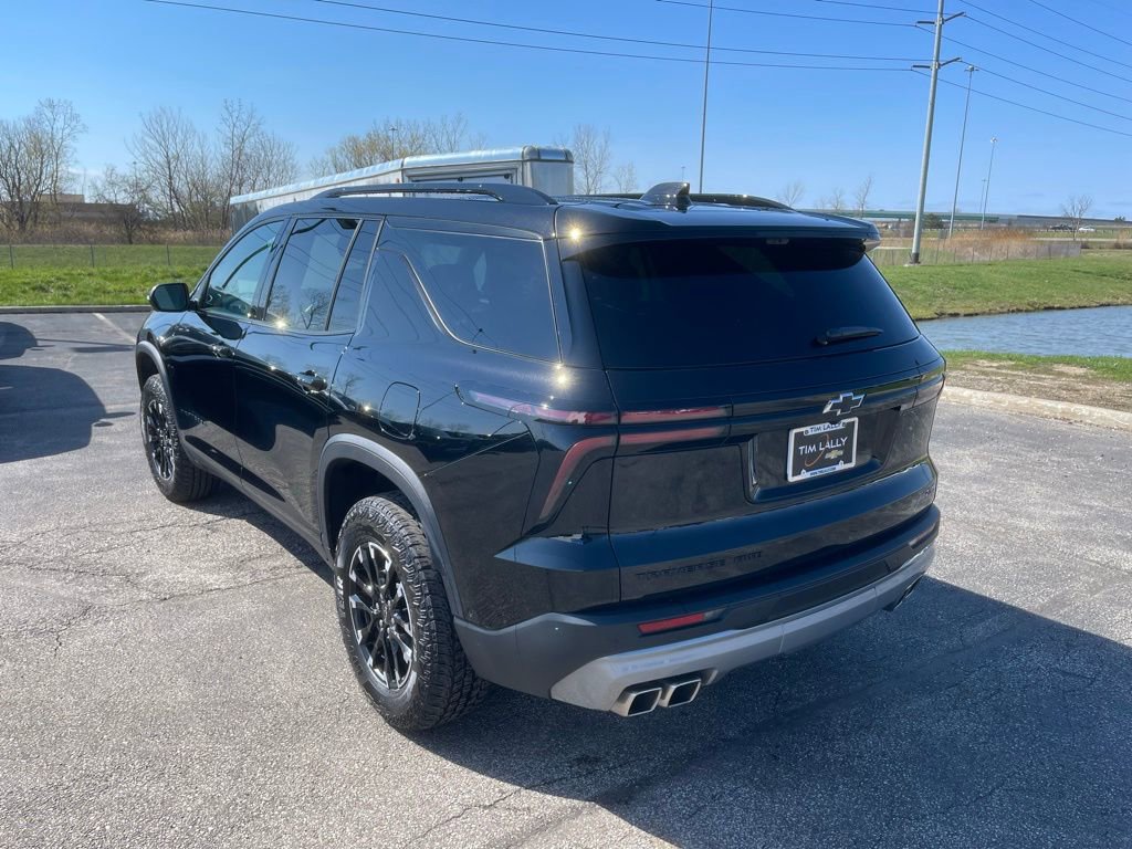 Used 2025 Chevrolet Traverse Z71 w/ Enhanced Driving Package image 5