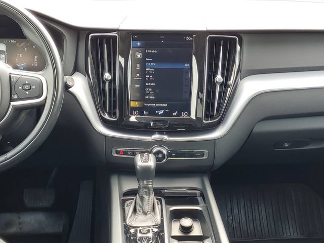 Used 2018 Volvo XC60 T6 Momentum w/ Convenience Package AWD/4WD image 36