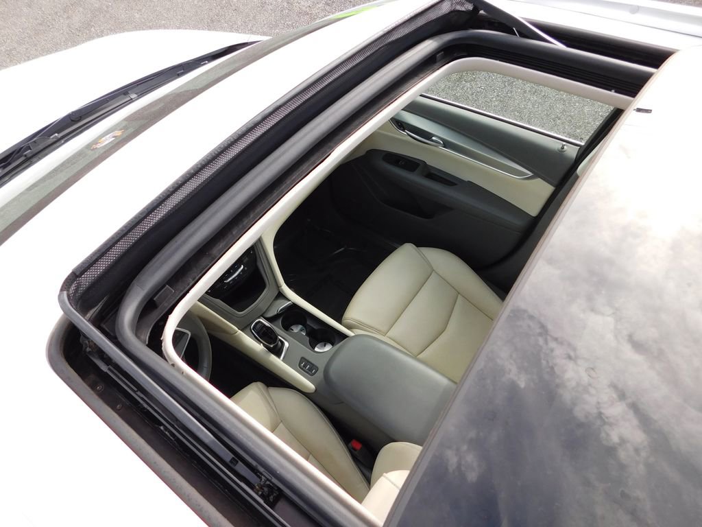 Used 2019 Cadillac XT5 Luxury image 12