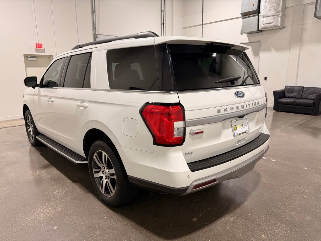 Used 2022 Ford Expedition XLT image 7