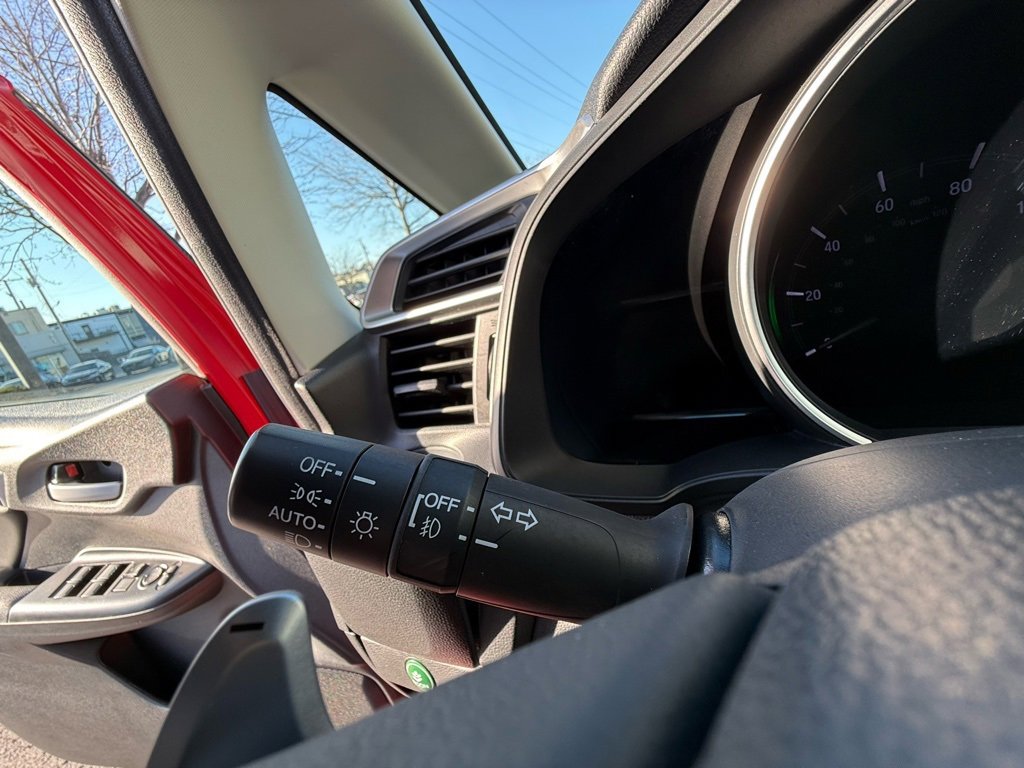 Used 2018 Honda Fit EX-L image 25