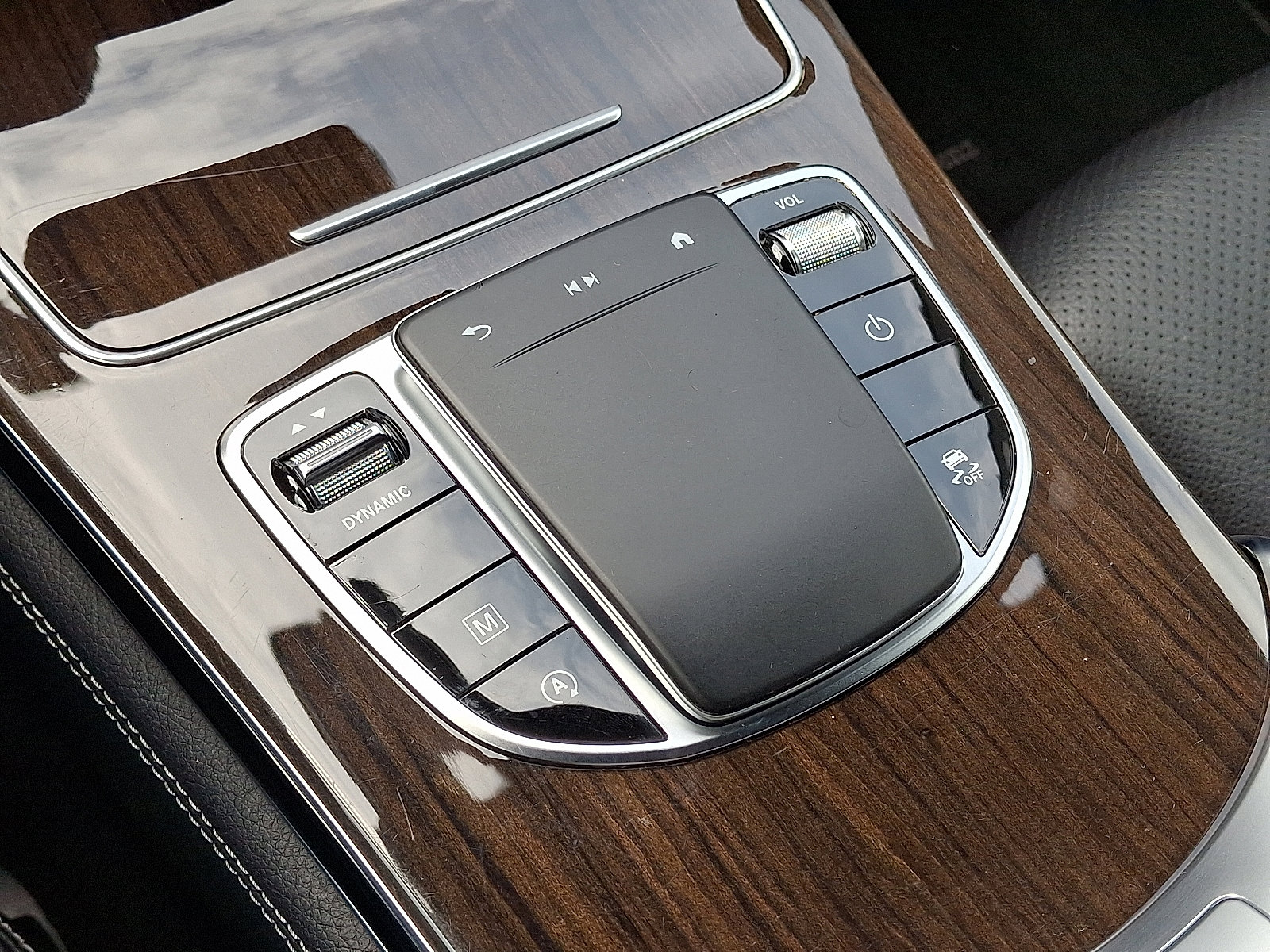 Certified 2020 Mercedes-Benz GLC 300 4MATIC image 15