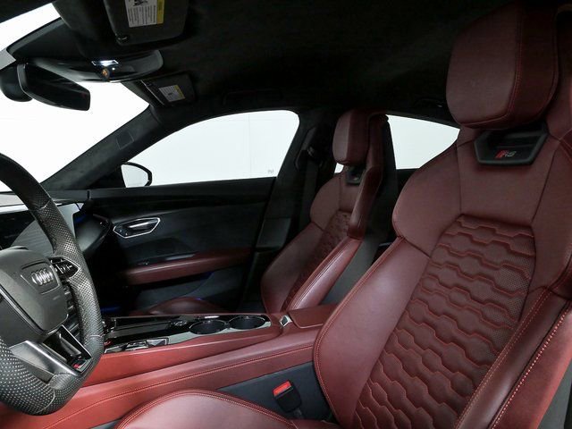 Used 2024 Audi RS e-tron GT image 5