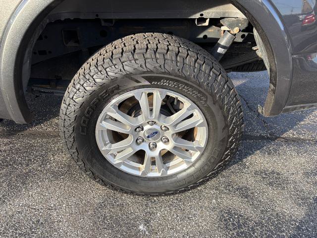 Used 2016 Ford F150 Lariat image 27