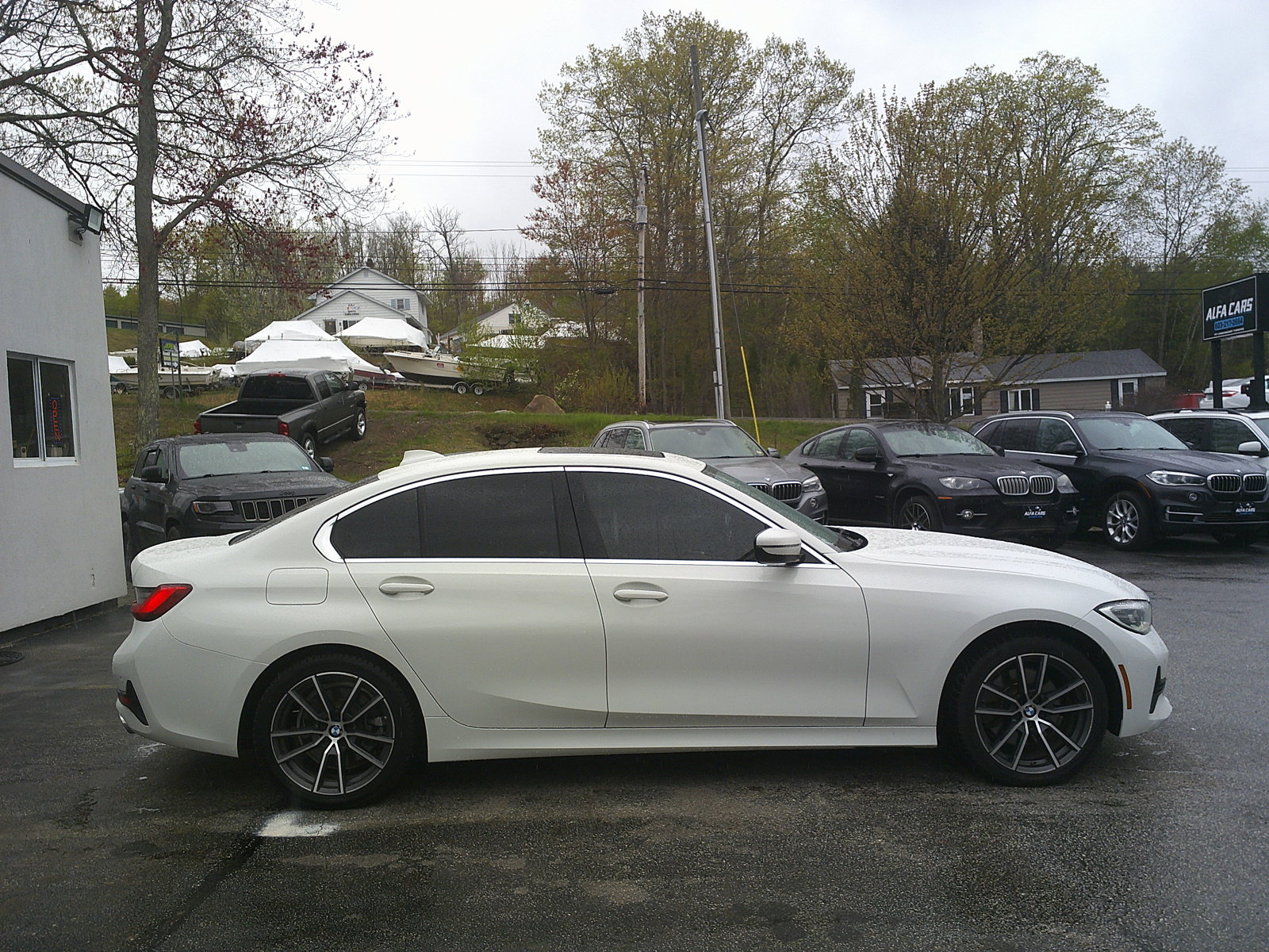 Used 2020 BMW 330i xDrive Sedan w/ Premium Package AWD/4WD image 4