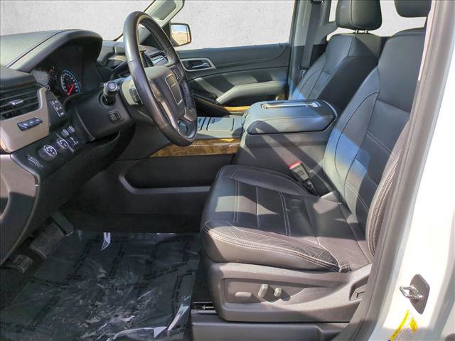 Used 2017 GMC Yukon Denali w/ Open Road Package image 17