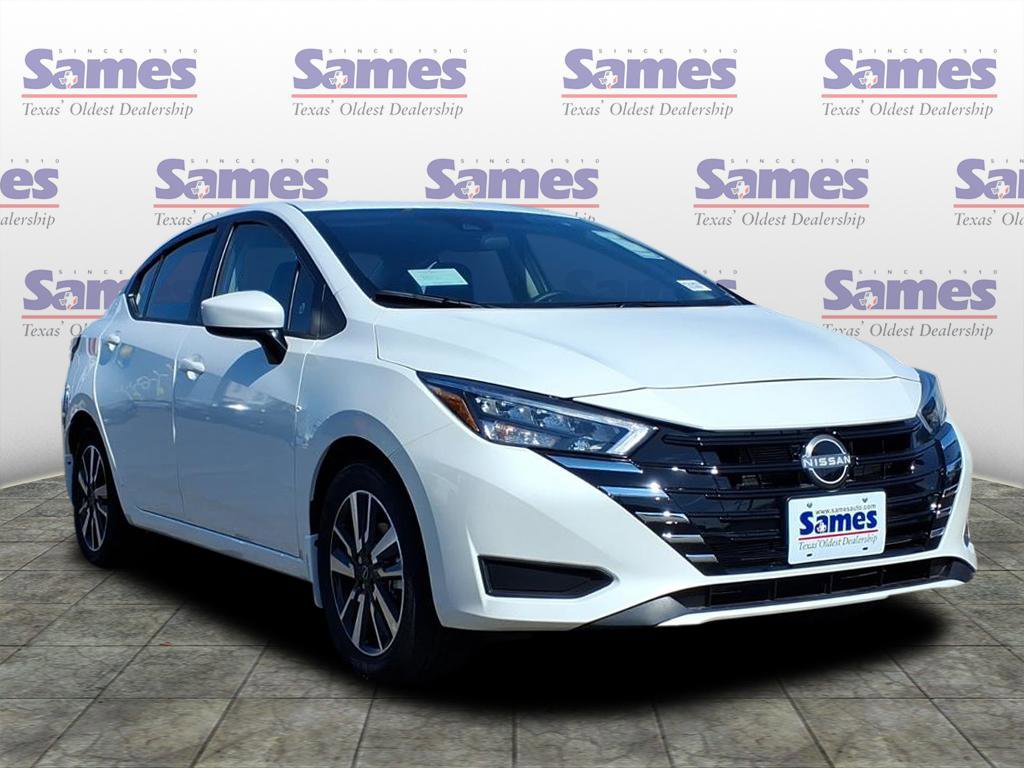 New 2025 Nissan Versa SV w/ Trunk Package