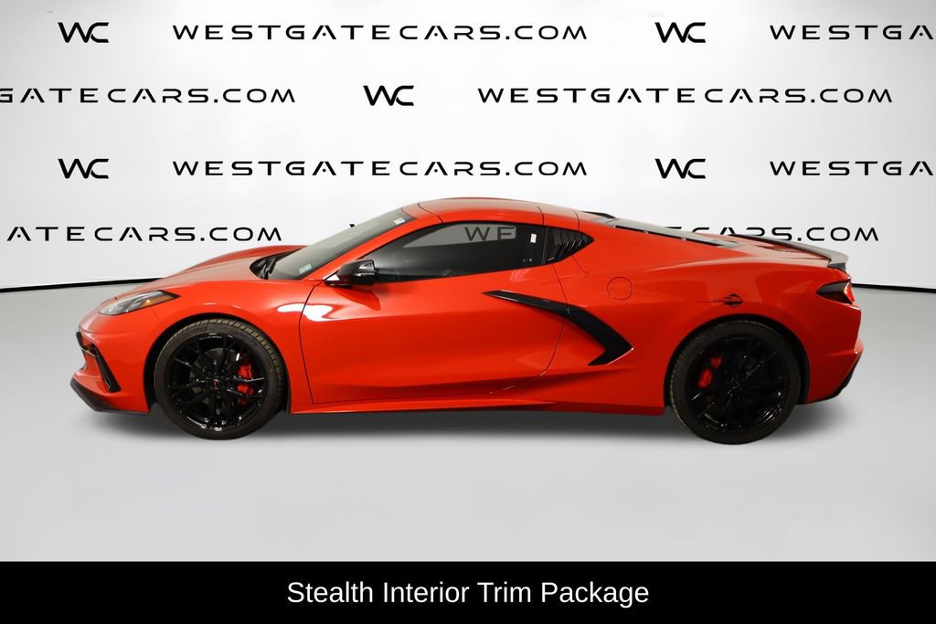 Used 2025 Chevrolet Corvette Stingray Preferred Cpe w/ Stealth Interior Trim Package RWD image 5