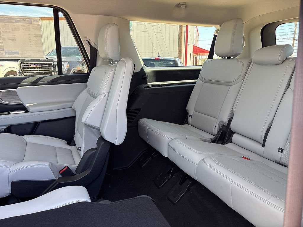 New 2027 Ford Expedition Max Platinum AWD/4WD image 15