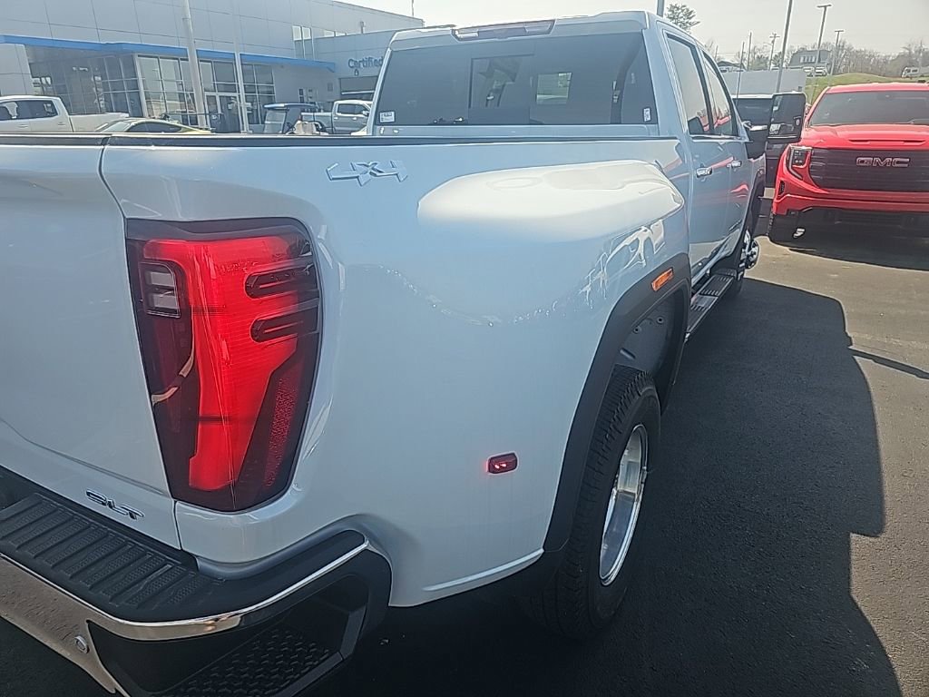 New 2026 GMC Sierra 3500 SLT w/ SLT Convenience Package image 5