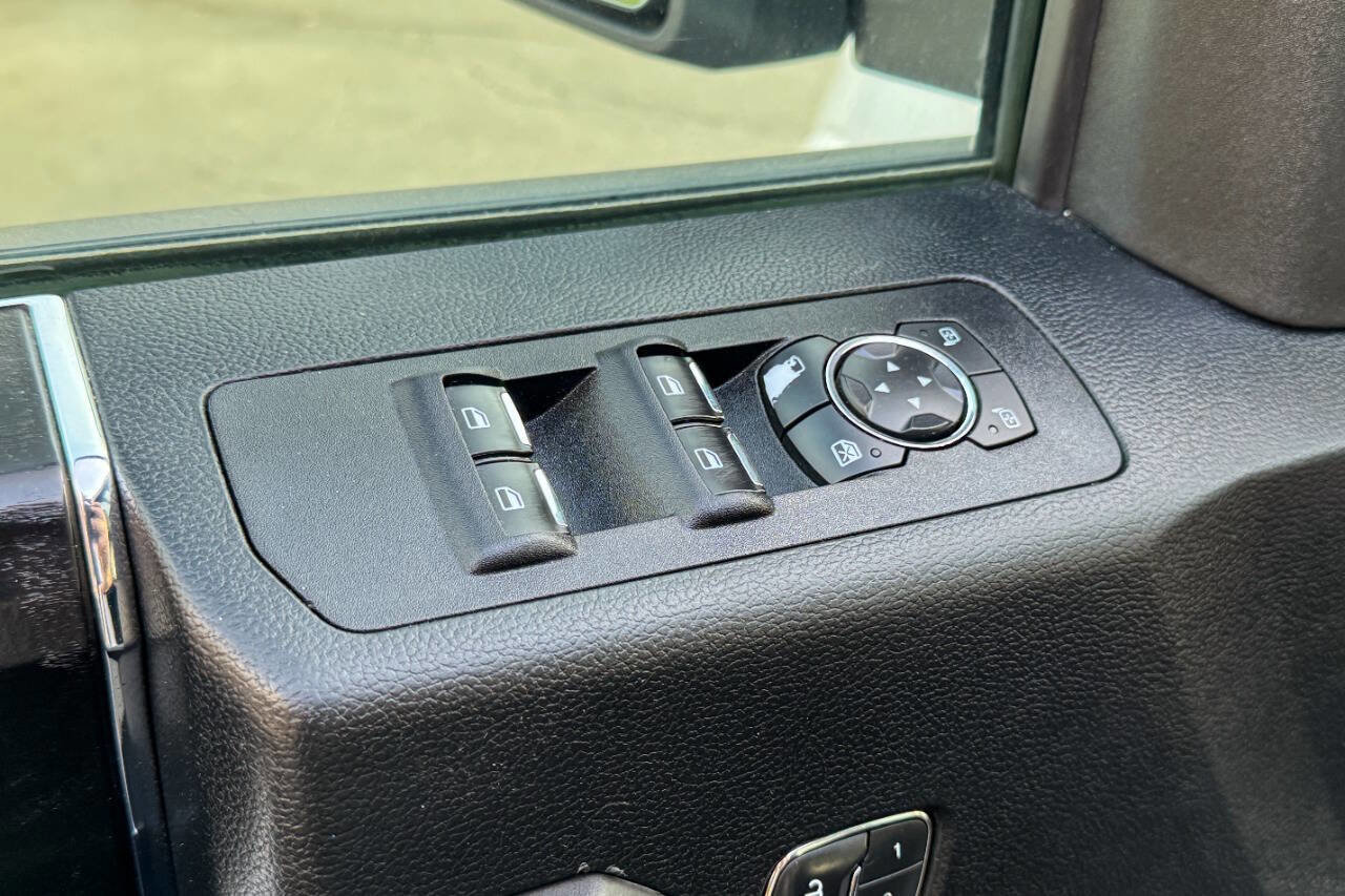 Used 2018 Ford F150 Platinum w/ Equipment Group 701A Luxury image 23