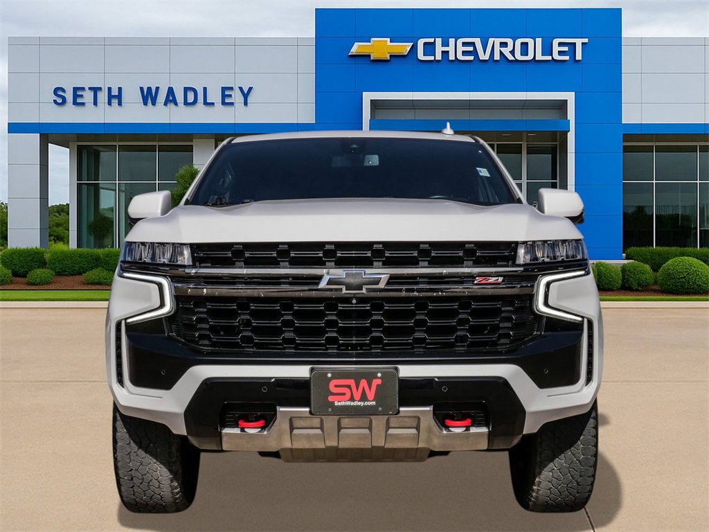 Used 2021 Chevrolet Tahoe Z71 w/ Luxury Package image 2