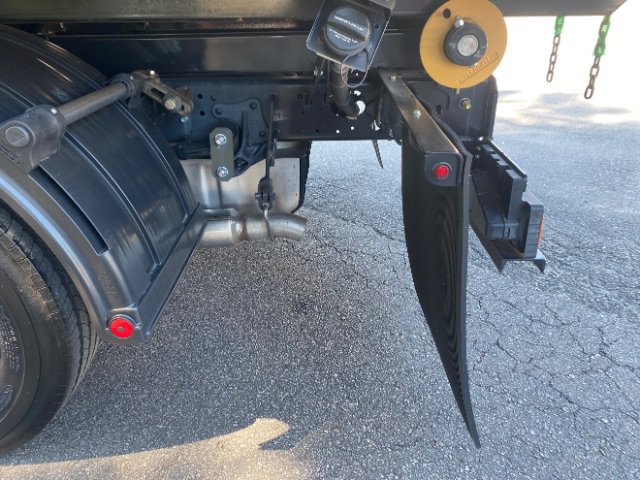 Used 2024 Isuzu NPR image 14