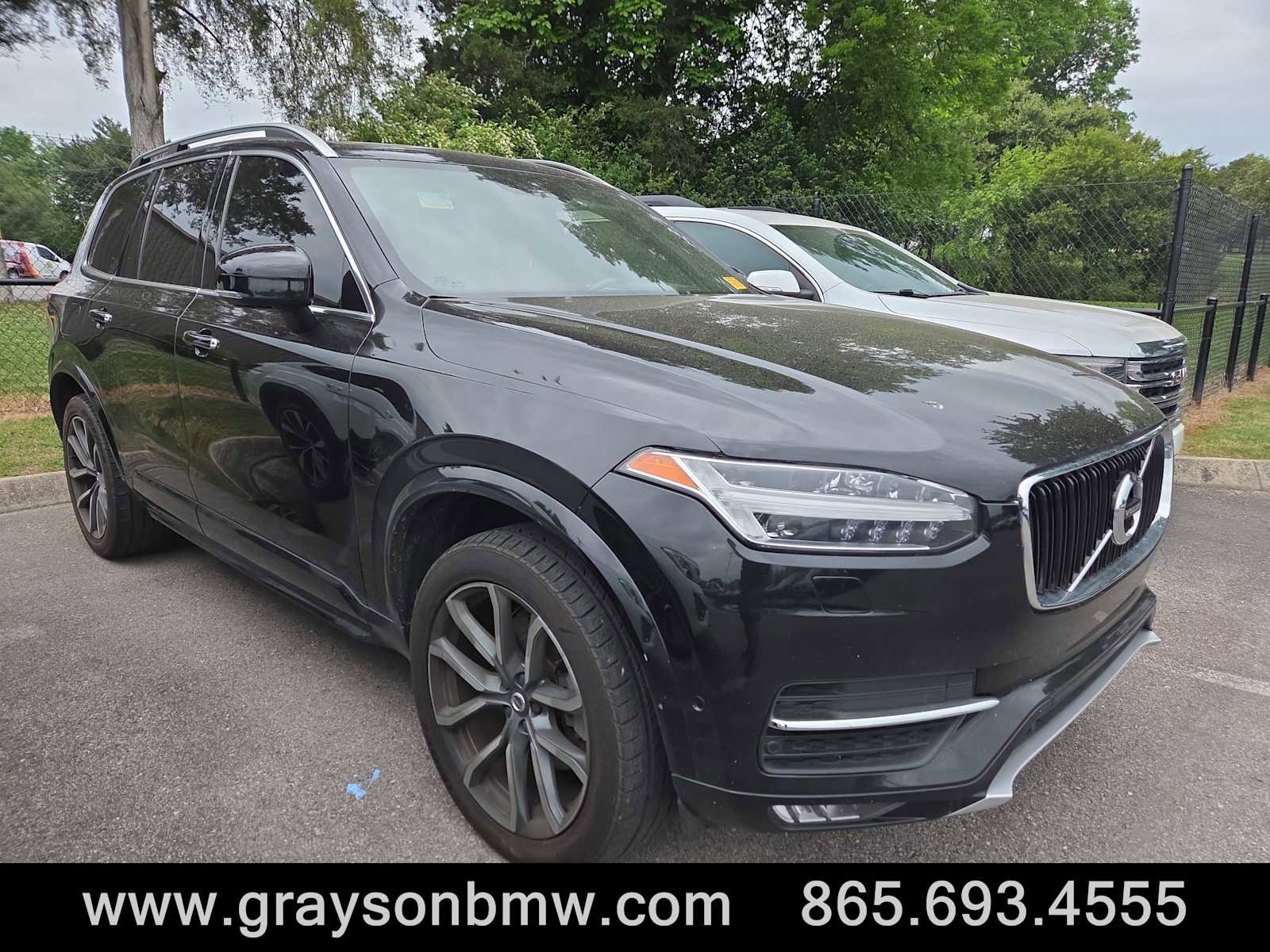 Used 2017 Volvo XC90 T6 Momentum w/ Vision Package