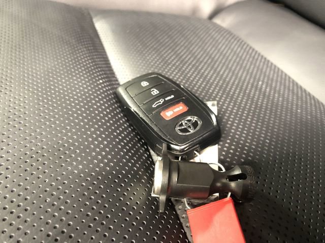 Used 2024 Toyota Land Cruiser image 30