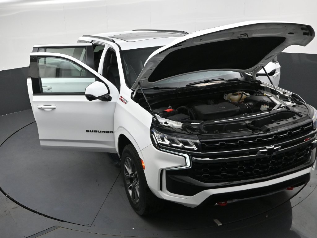 Used 2022 Chevrolet Suburban Z71 w/ Luxury Package AWD/4WD image 42