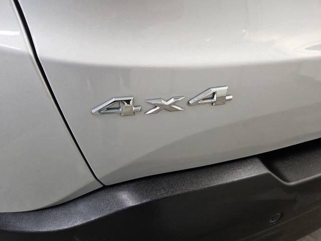 Used 2021 Jeep Renegade Latitude w/ Luxury Group I image 20