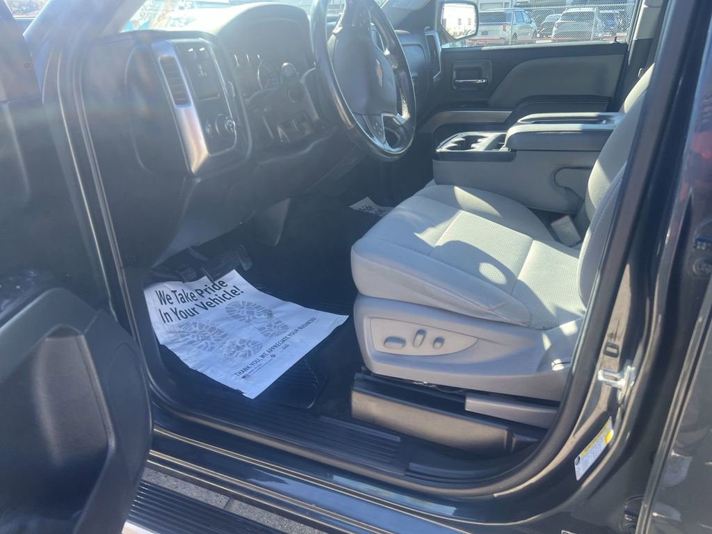 Used 2018 Chevrolet Silverado 1500 LT w/ Texas Edition image 12