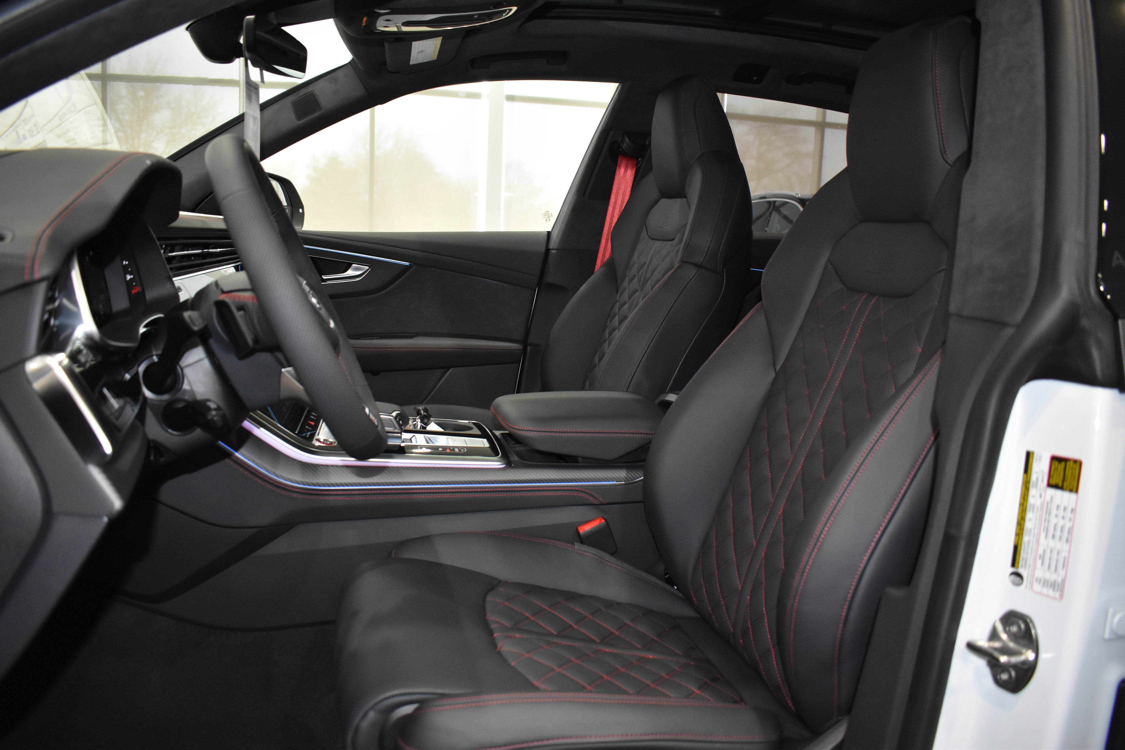 New 2026 Audi SQ8 Prestige AWD/4WD image 32