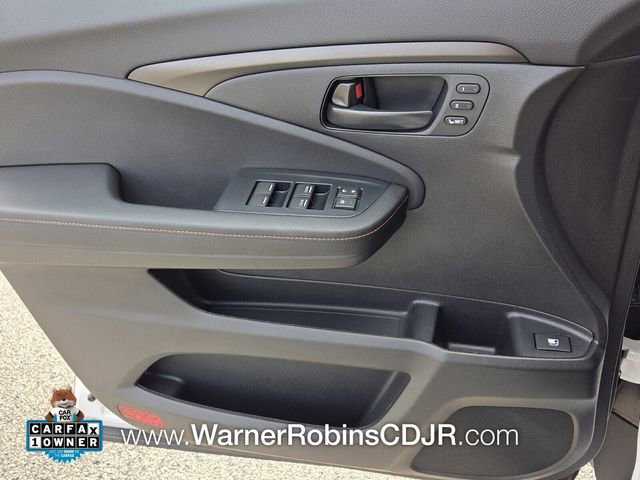 Used 2025 Honda Ridgeline TrailSport image 30