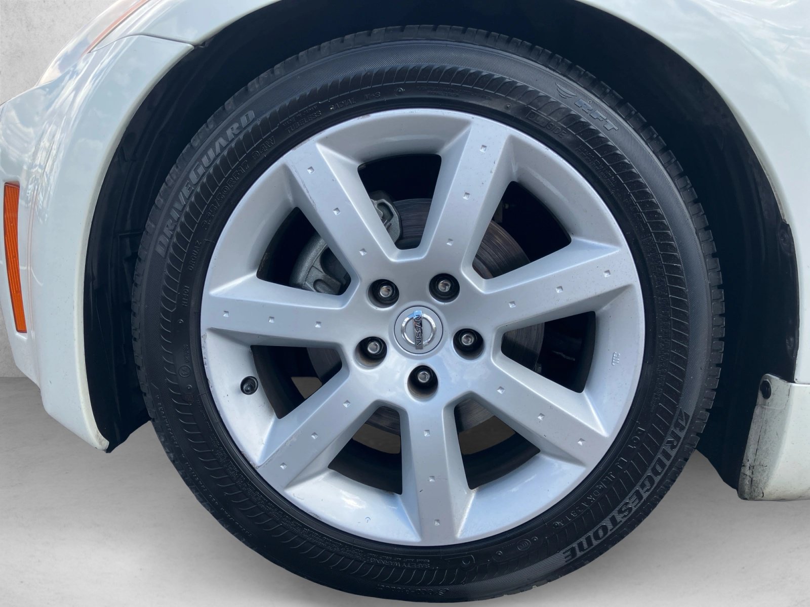 Used 2004 Nissan 350Z Touring w/ Aerodynamics Pkg RWD image 9