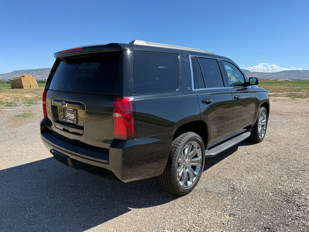 Used 2016 Chevrolet Tahoe LT w/ Luxury Package AWD/4WD image 7