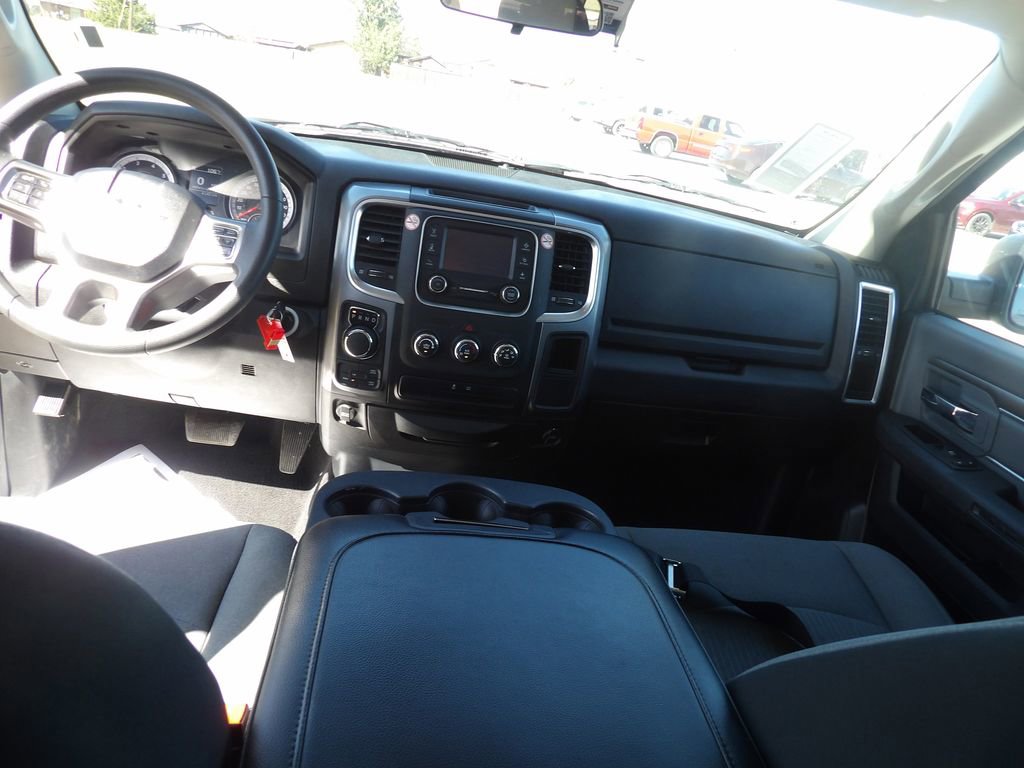 Used 2024 RAM 1500 Classic SLT AWD/4WD image 26