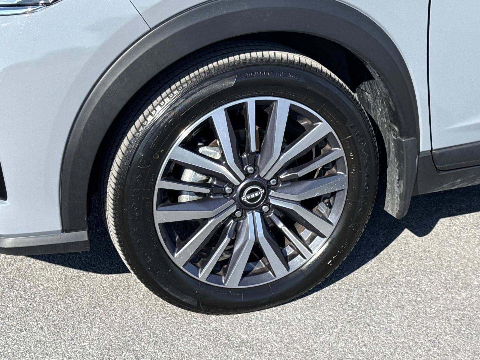 Used 2024 Nissan Kicks SV image 29