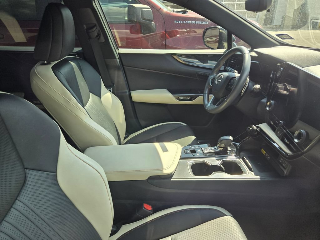 Used 2022 Lexus NX 350h AWD image 10