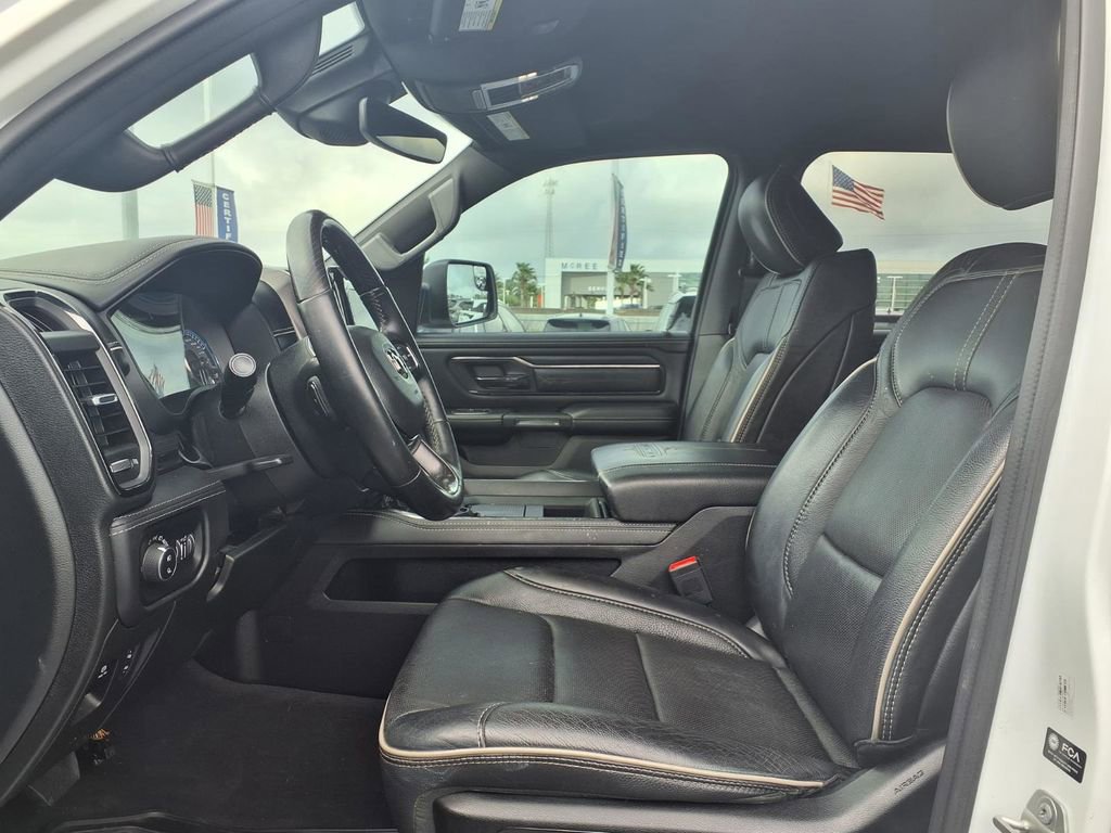 Used 2022 RAM 1500 Limited AWD/4WD image 16