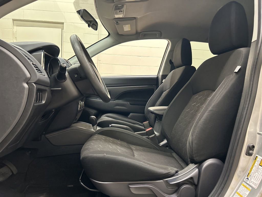 Used 2020 Mitsubishi Outlander Sport ES FWD image 7