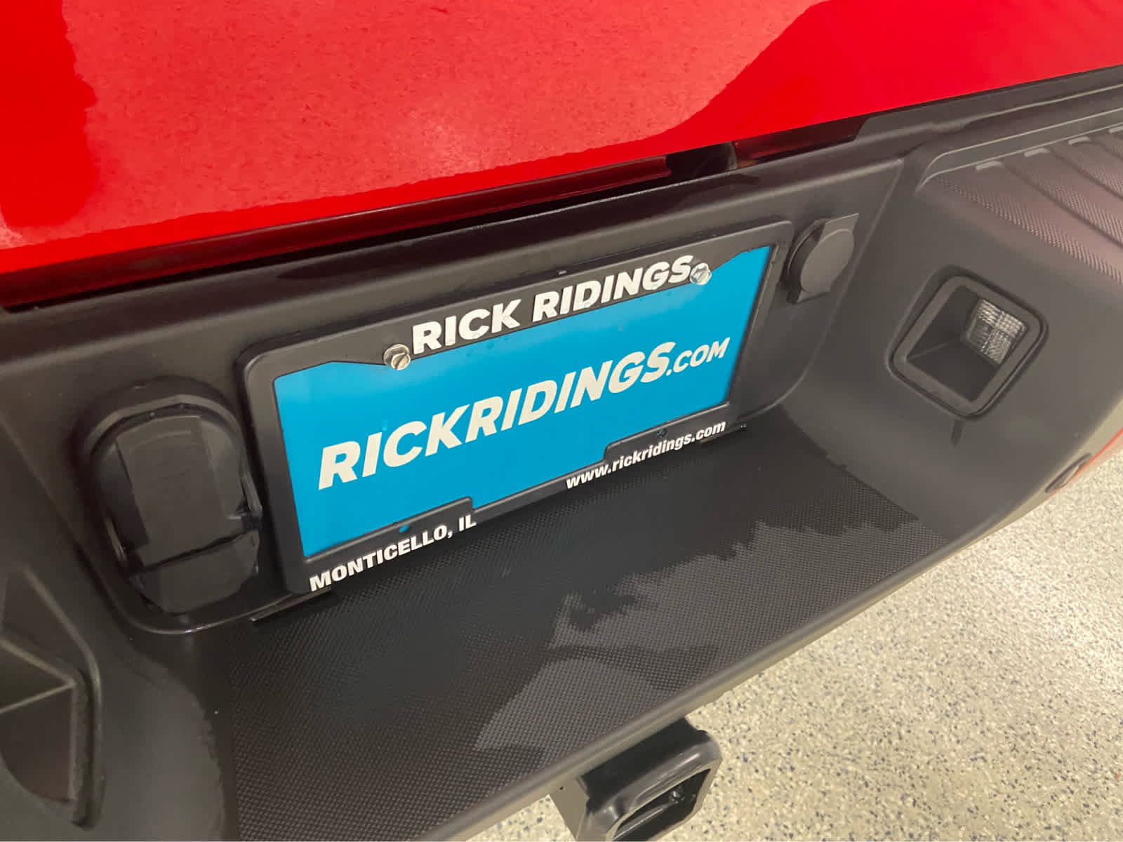 Used 2023 Ford F250 Lariat w/ Sport Appearance Package image 10