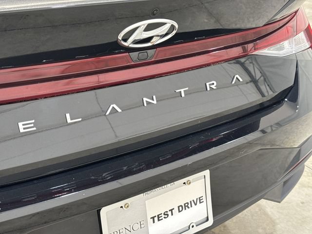 Used 2023 Hyundai Elantra SEL w/ Convenience Package FWD image 30