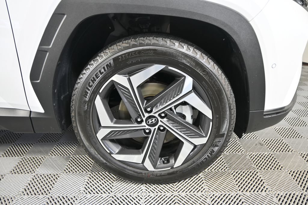 Used 2022 Hyundai Tucson Limited AWD/4WD image 11