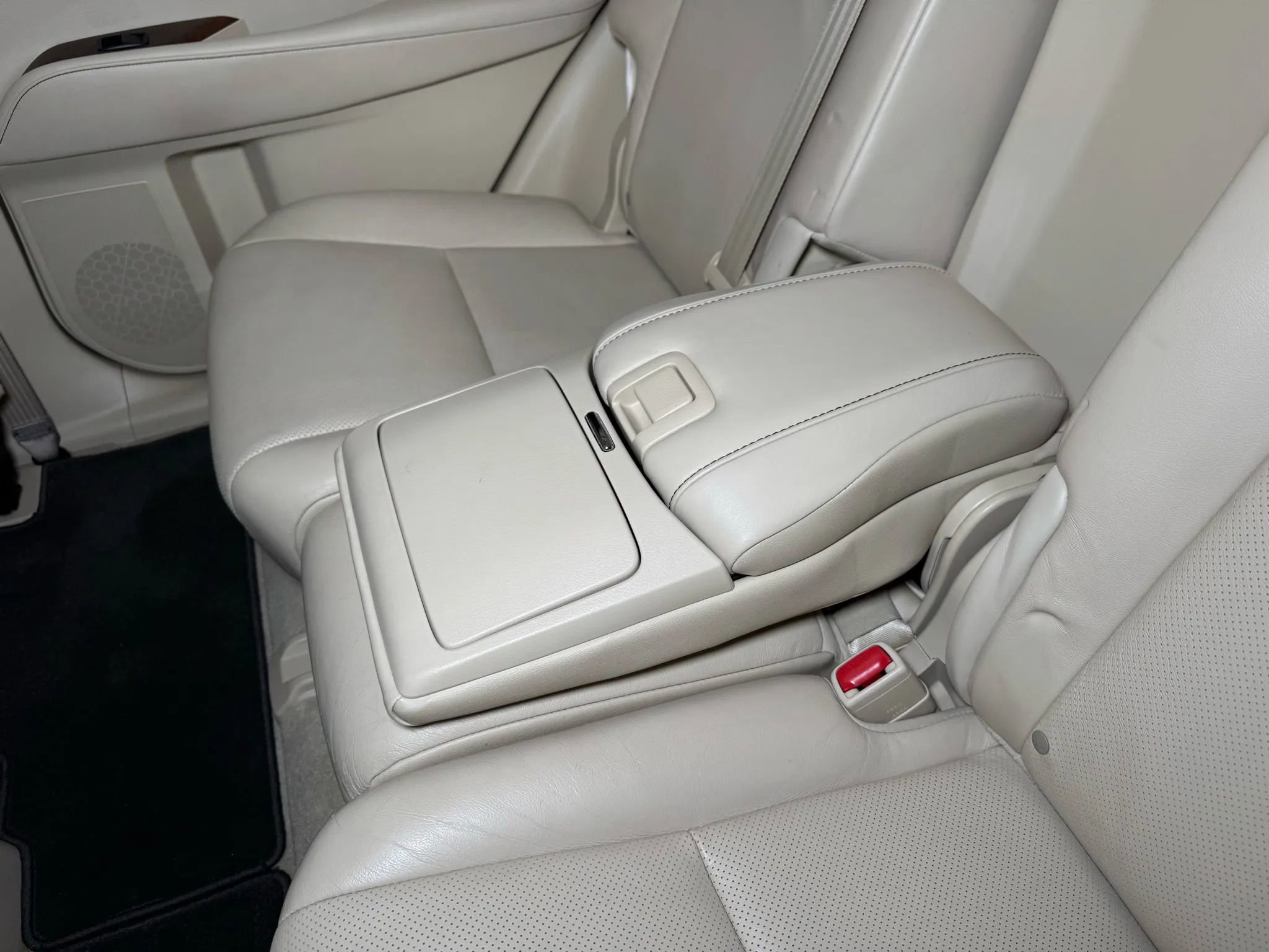 Used 2013 Lexus RX 350 AWD w/ Navigation Pkg image 21