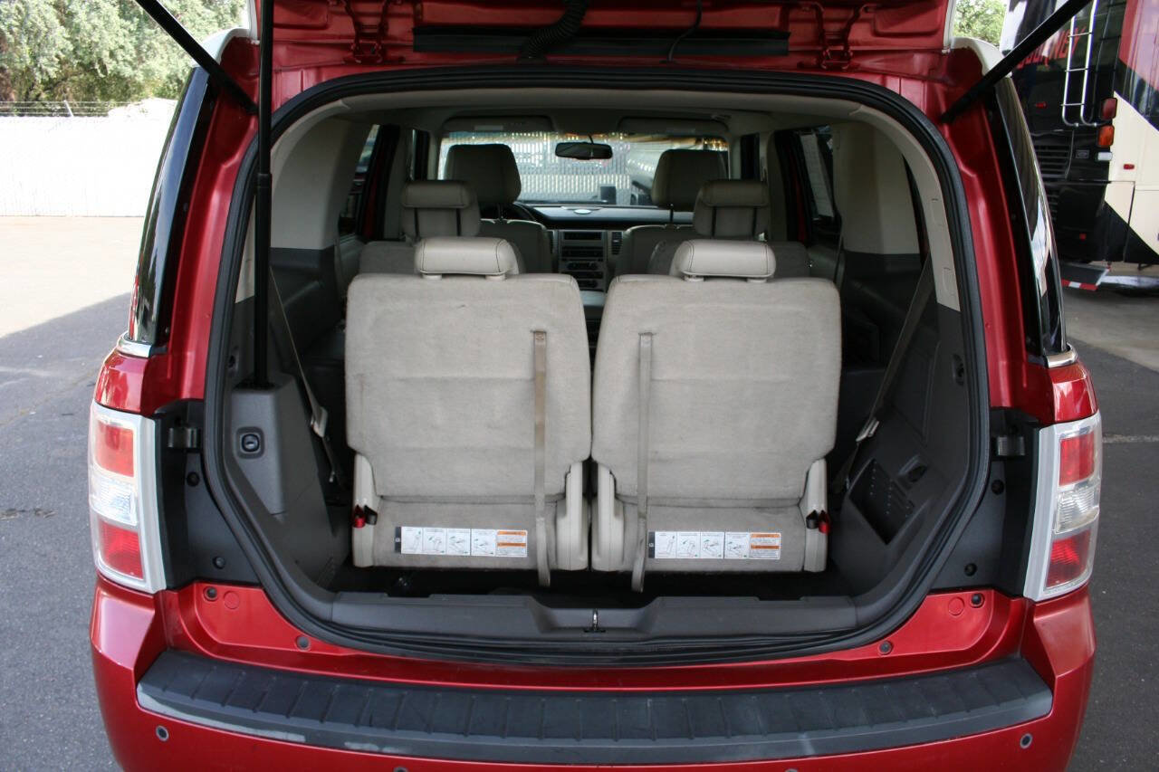 Used 2011 Ford Flex SEL w/ Rapid Spec Order Code image 22