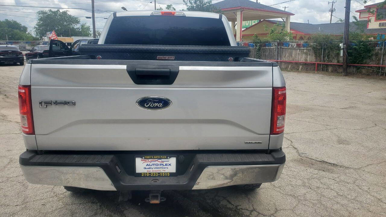 Used 2016 Ford F150 XLT AWD/4WD image 4