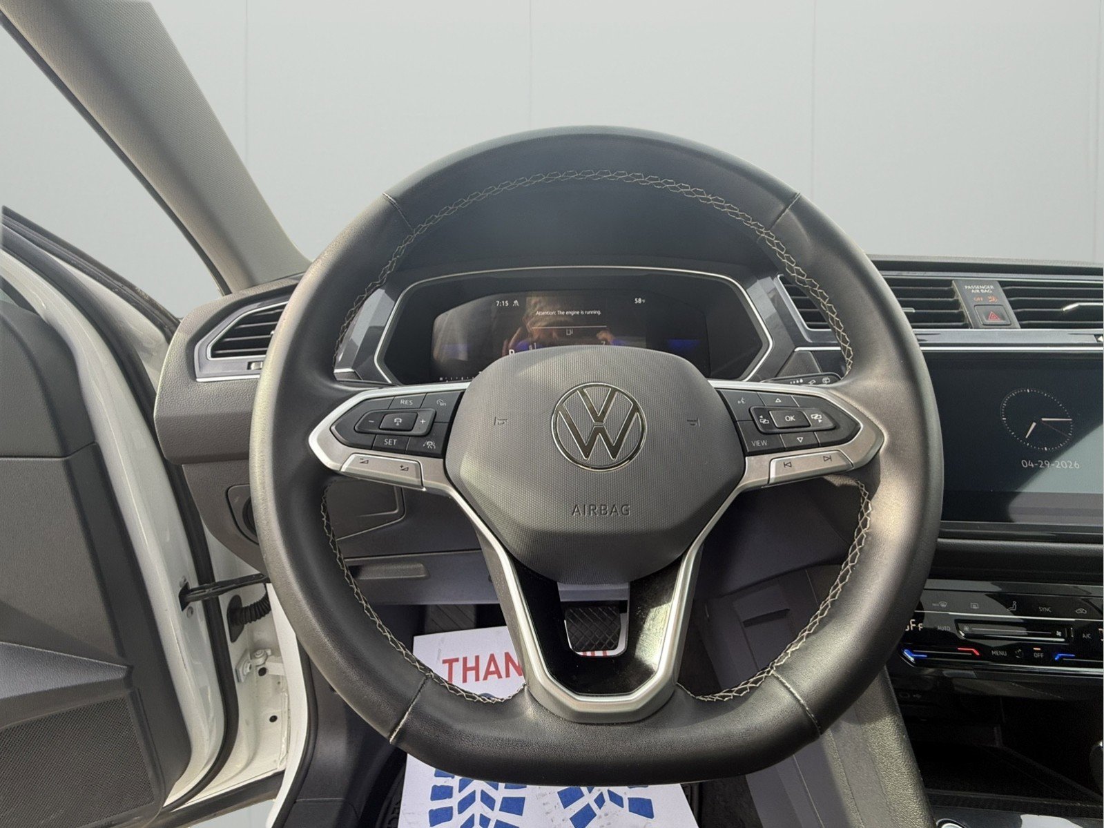 Used 2024 Volkswagen Tiguan SE AWD/4WD image 19