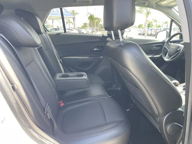 Used 2020 Chevrolet Trax LT w/ LT Convenience Package FWD image 25