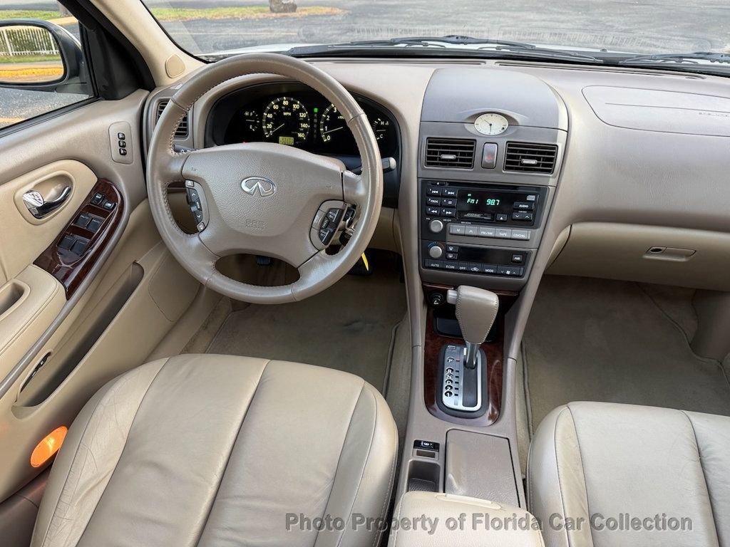 Used 2001 INFINITI I30 Sedan Touring image 11