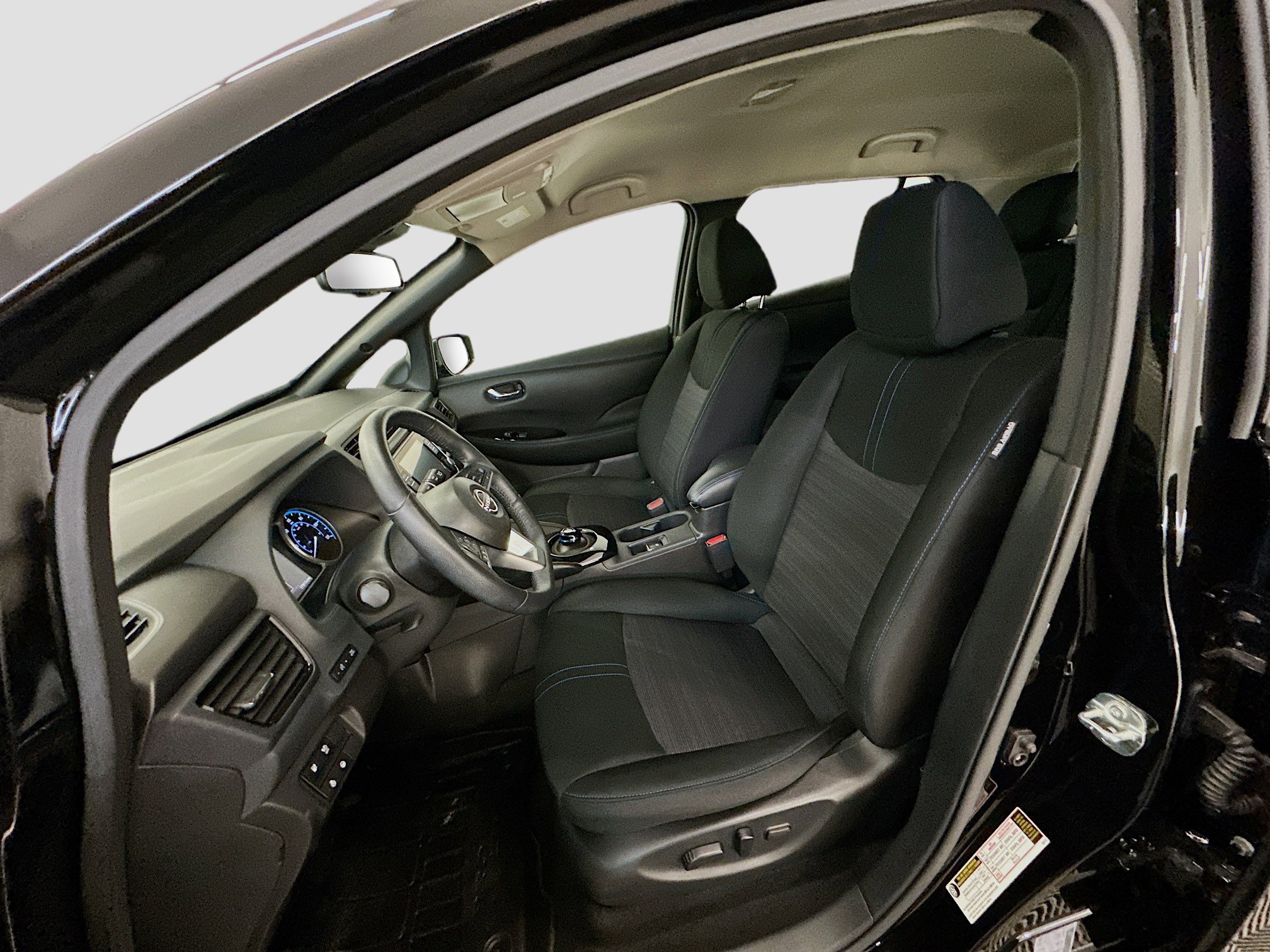 Used 2024 Nissan Leaf SV Plus FWD image 13