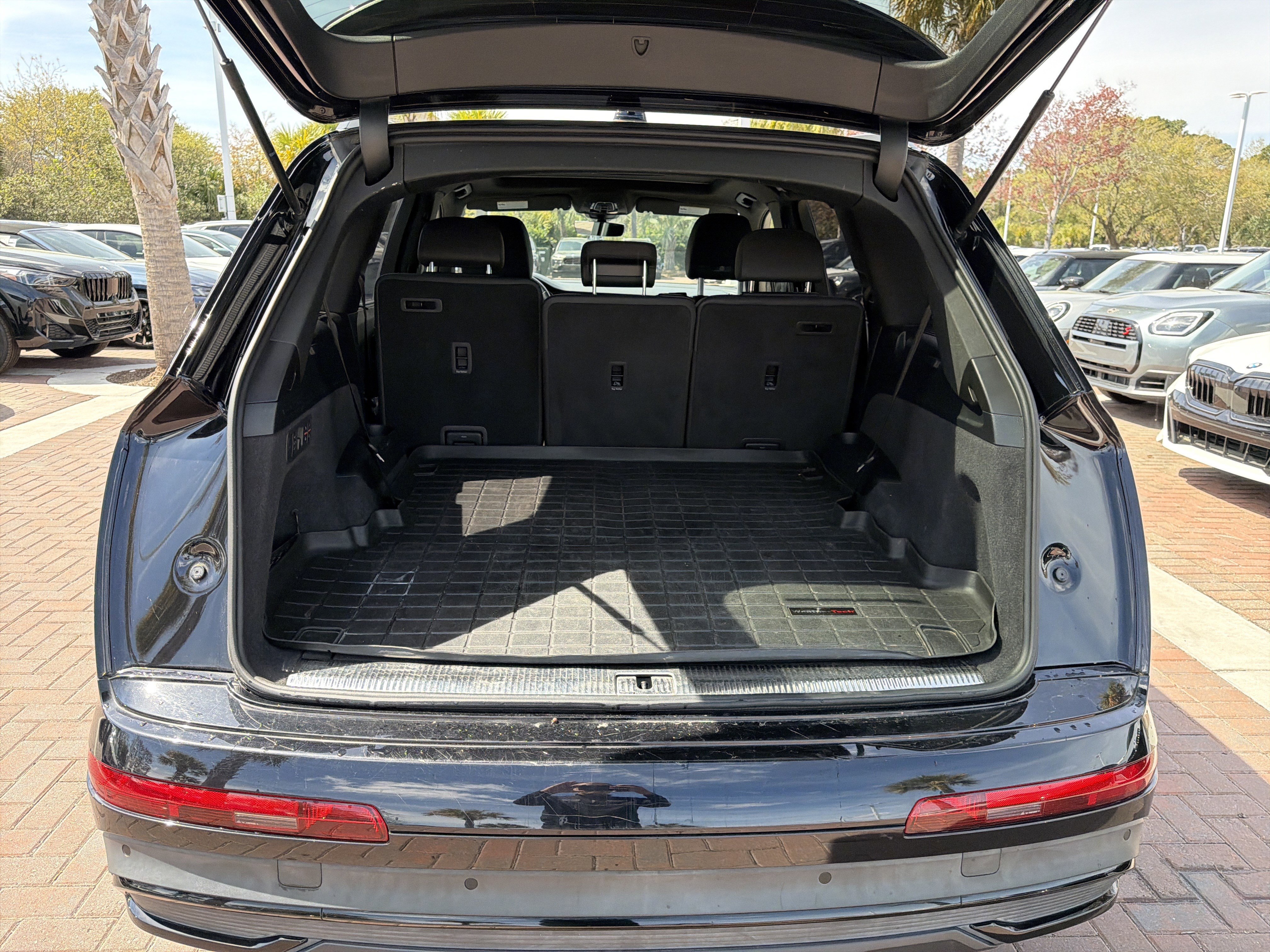 Used 2021 Audi Q7 3.0T Prestige w/ Prestige Package image 32