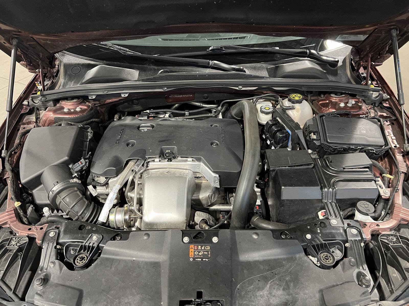 Used 2019 Buick Regal Essence w/ Driver Confidence Package I AWD/4WD image 47
